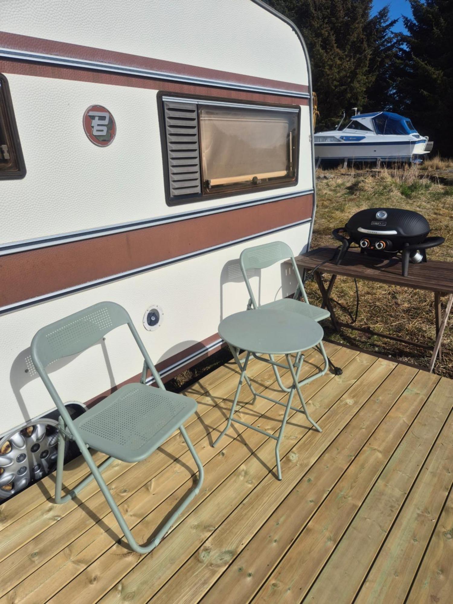 Vintage Caravan Synes Bagian luar foto